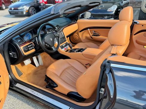Used 2010 Maserati GranTurismo Convertible RWD image 92