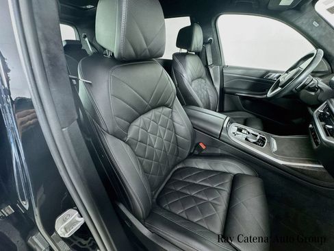 Used 2024 BMW X7 xDrive40i w/ M Sport Package AWD/4WD image 31