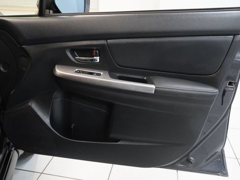 Used 2015 Subaru Crosstrek 2.0i Limited w/ Popular Package #2 AWD/4WD image 30