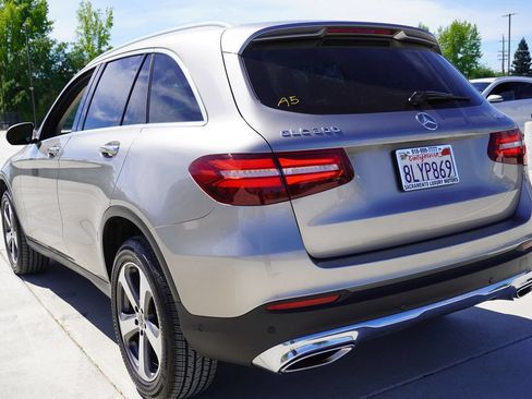 Used 2019 Mercedes-Benz GLC 300 4MATIC image 12
