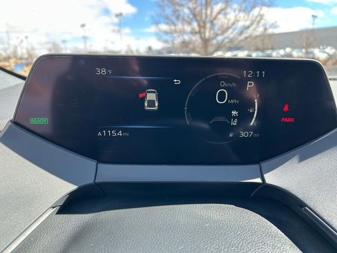 Used 2023 Toyota Prius XLE image 16