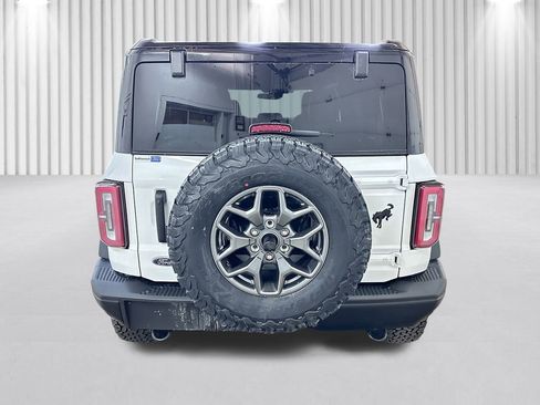 New 2025 Ford Bronco Badlands image 6