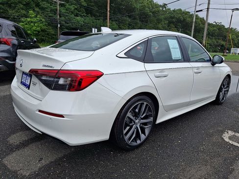 Certified 2024 Honda Civic Touring image 6