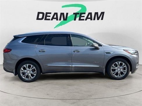Used 2020 Buick Enclave Avenir w/ Avenir Technology Package image 9