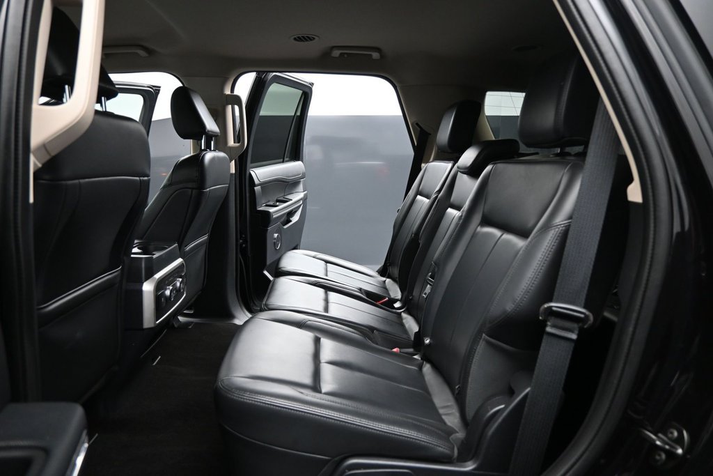 Used 2022 Ford Expedition XLT RWD image 18