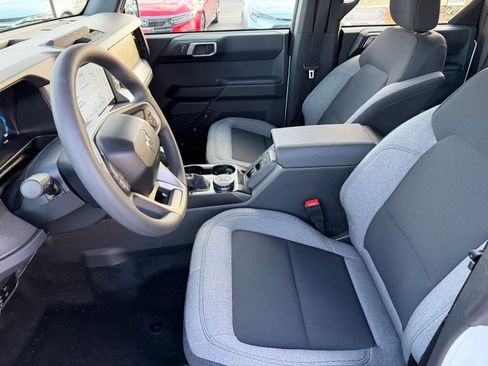New 2025 Ford Bronco 4-Door AWD/4WD image 10