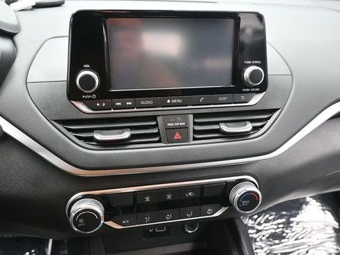 Used 2021 Nissan Altima 2.5 S image 16