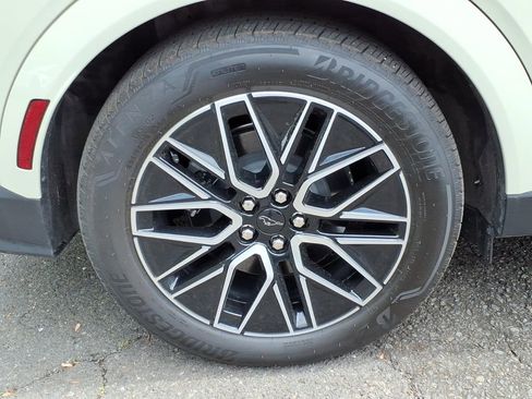 Certified 2025 Ford Mustang Mach-E Premium RWD image 7