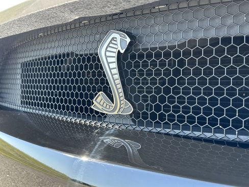 Used 2020 Ford Mustang Shelby GT500 w/ Technology Package image 29