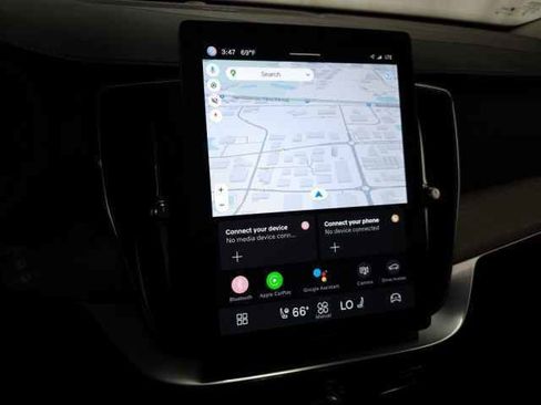 New 2025 Volvo XC90 T8 Plus w/ Protection Package Premier image 20