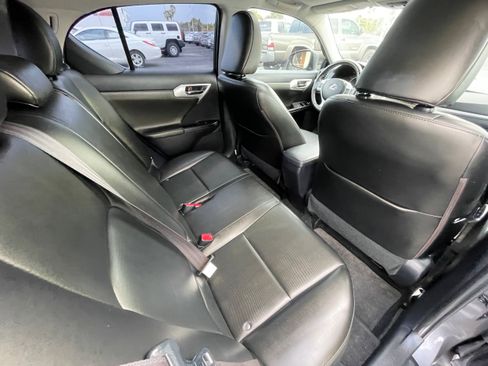 Used 2013 Lexus CT 200h w/ Premium Pkg w/Navigation FWD image 25