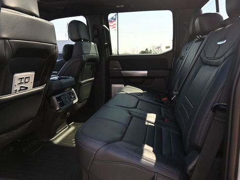 Used 2025 Ford F350 Platinum image 19