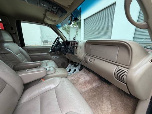 Used 1997 GMC Yukon 4WD 4-Door w/ Marketing Opt Pkg 5 image 57