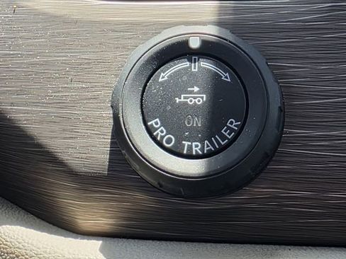 Used 2023 Ford Expedition Limited RWD image 23
