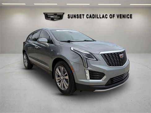 Certified 2024 Cadillac XT5 Premium Luxury FWD image 1