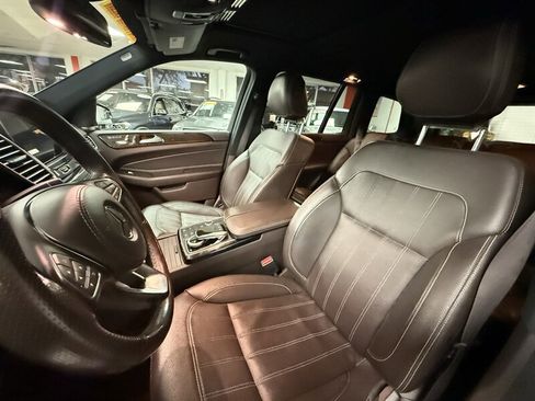 Used 2018 Mercedes-Benz GLS 450 4MATIC w/ Premium Package image 8