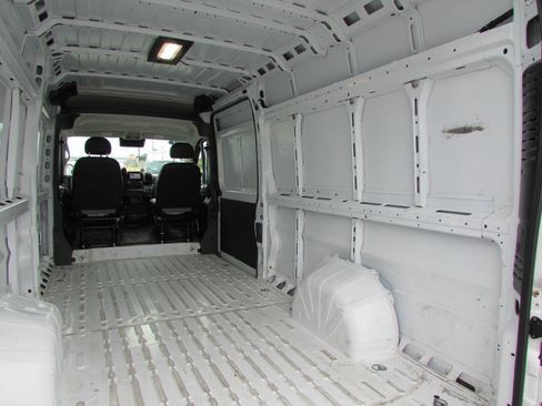 Used 2025 RAM ProMaster 3500 w/ Convenience Group FWD image 22