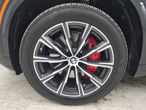 Certified 2025 BMW X5 xDrive40i w/ M Sport Package image 11