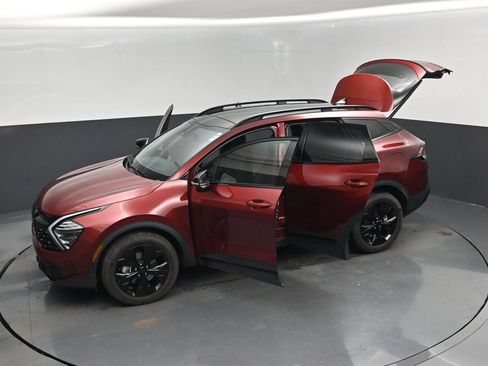 Certified 2025 Kia Sportage X-Line w/ Premium Package AWD/4WD image 20