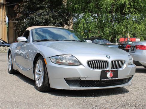 Used 2006 BMW Z4 3.0si RWD image 38