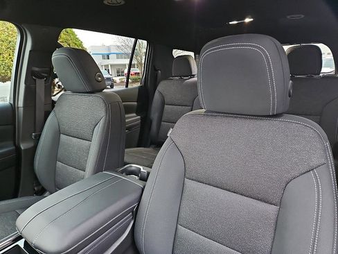 New 2026 Chevrolet Traverse LT image 16