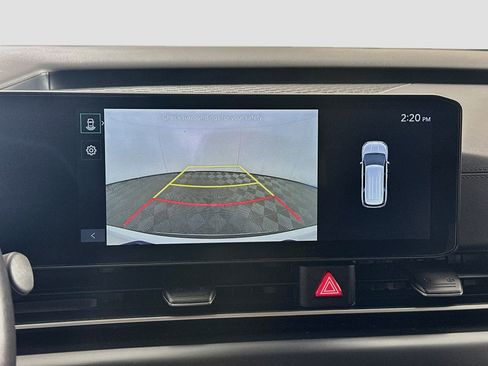Used 2026 Kia Carnival LXS FWD image 23