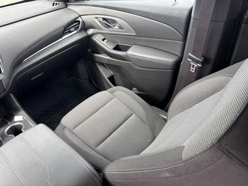Certified 2023 Chevrolet Traverse LT FWD image 15