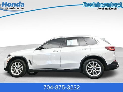 Used 2023 BMW X5 xDrive40i w/ Premium Package AWD/4WD image 30
