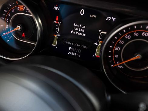 Used 2021 Jeep Wrangler Unlimited Sport AWD/4WD image 17