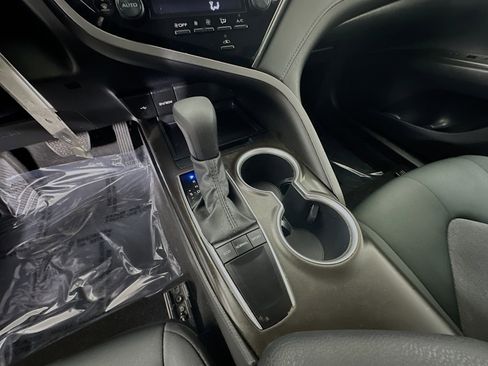 Used 2023 Toyota Camry LE image 21