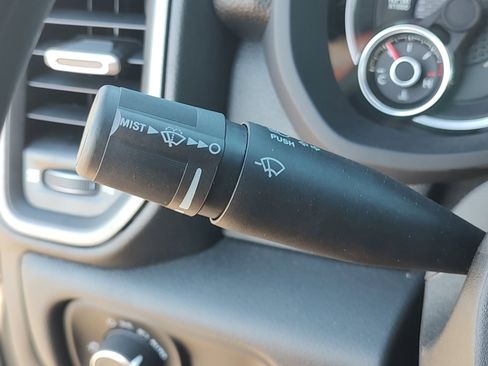 New 2024 RAM 2500 Tradesman w/ Chrome Appearance Group image 24