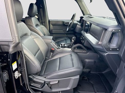 New 2025 Ford Bronco Big Bend w/ Black Diamond Package image 28