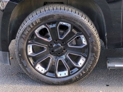 Used 2019 GMC Yukon XL Denali w/ Denali Ultimate Package image 34