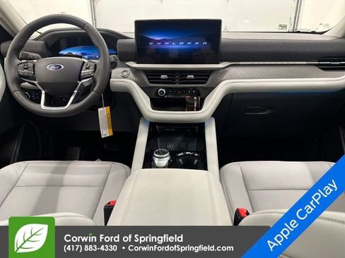 New 2026 Ford Explorer Platinum w/ LUX Leather Package image 16
