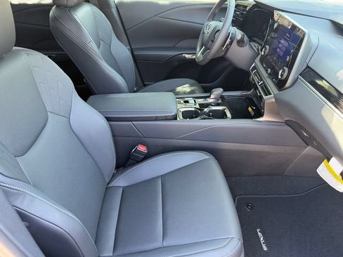 New 2026 Lexus RX 350 FWD image 10