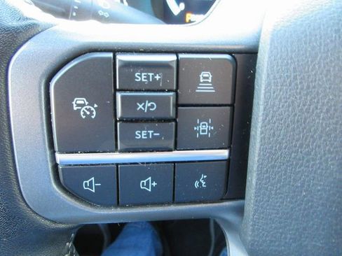 Used 2021 Ford F150 Lariat w/ Equipment Group 502A High RWD image 12