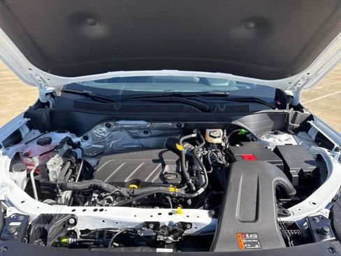 New 2026 Chevrolet Trax RS w/ Driver Confidence Package image 29