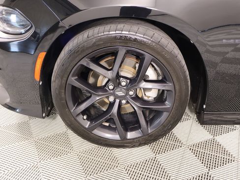 Used 2022 Dodge Charger R/T w/ Driver Convenience Group image 17