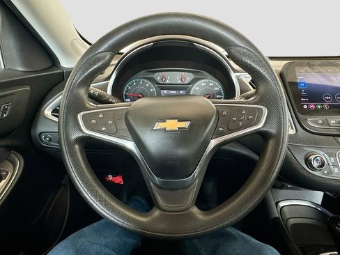 Used 2020 Chevrolet Malibu LT image 14