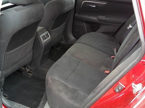 Used 2015 Nissan Altima 2.5 SV w/ Convenience Package FWD image 12
