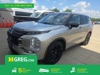 Used 2022 Mitsubishi Outlander SE