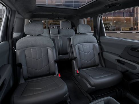 New 2027 Kia Telluride X-Line SX Prestige w/ Towing Package AWD/4WD image 18