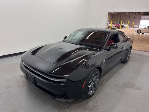 Used 2024 Dodge Charger R/T w/ Plus Group image 16