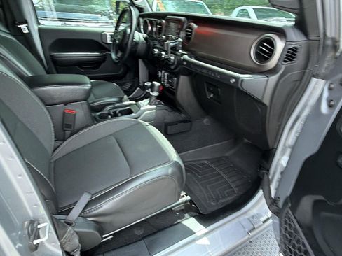 Used 2020 Jeep Wrangler Unlimited Sport AWD/4WD image 15