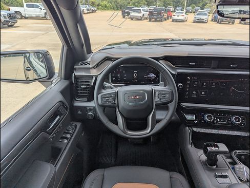 New 2026 GMC Sierra 1500 AT4 w/ AT4 Premium Package AWD/4WD image 3