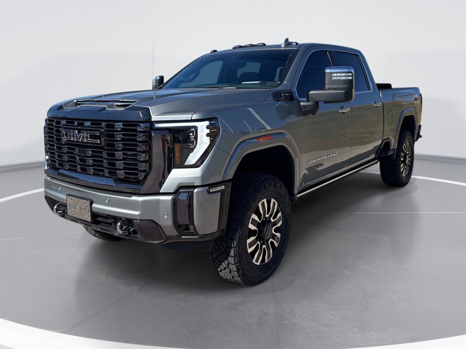 Used 2024 GMC Sierra 2500 Denali Ultimate AWD/4WD image 3