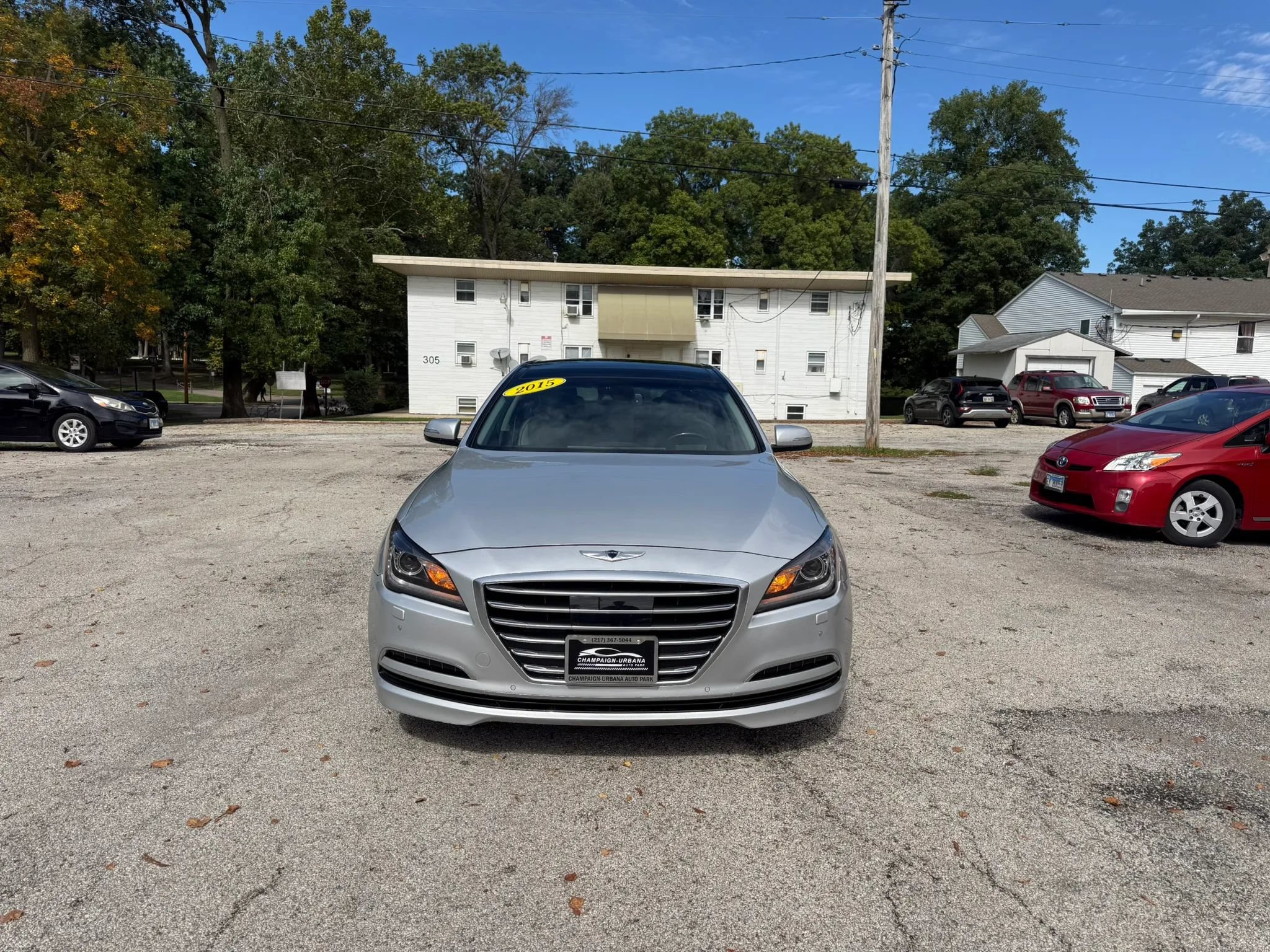 Used 2015 Hyundai Genesis 3.8 w/ Option Group 03 AWD/4WD image 2