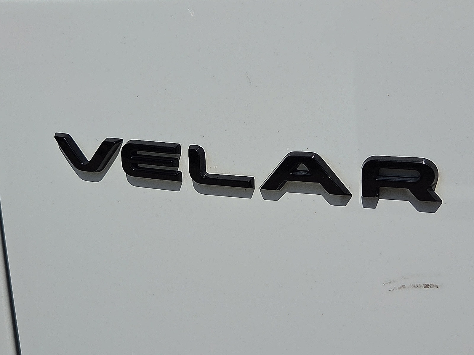 Used 2025 Land Rover Range Rover Velar Dynamic SE AWD/4WD image 9