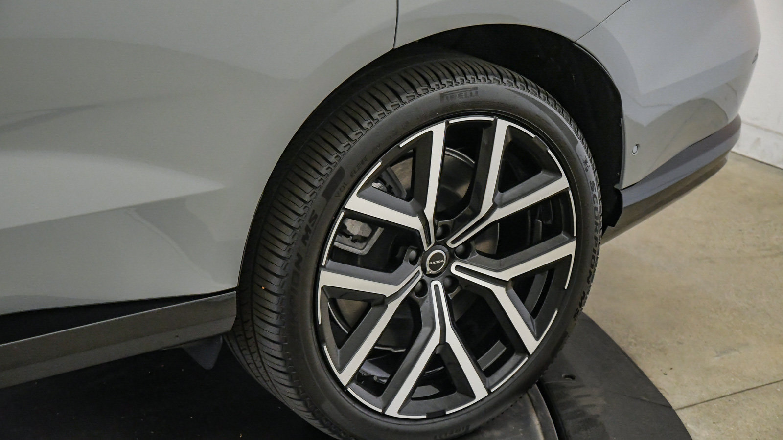 Used 2026 Volvo EX90 Ultra AWD/4WD image 10