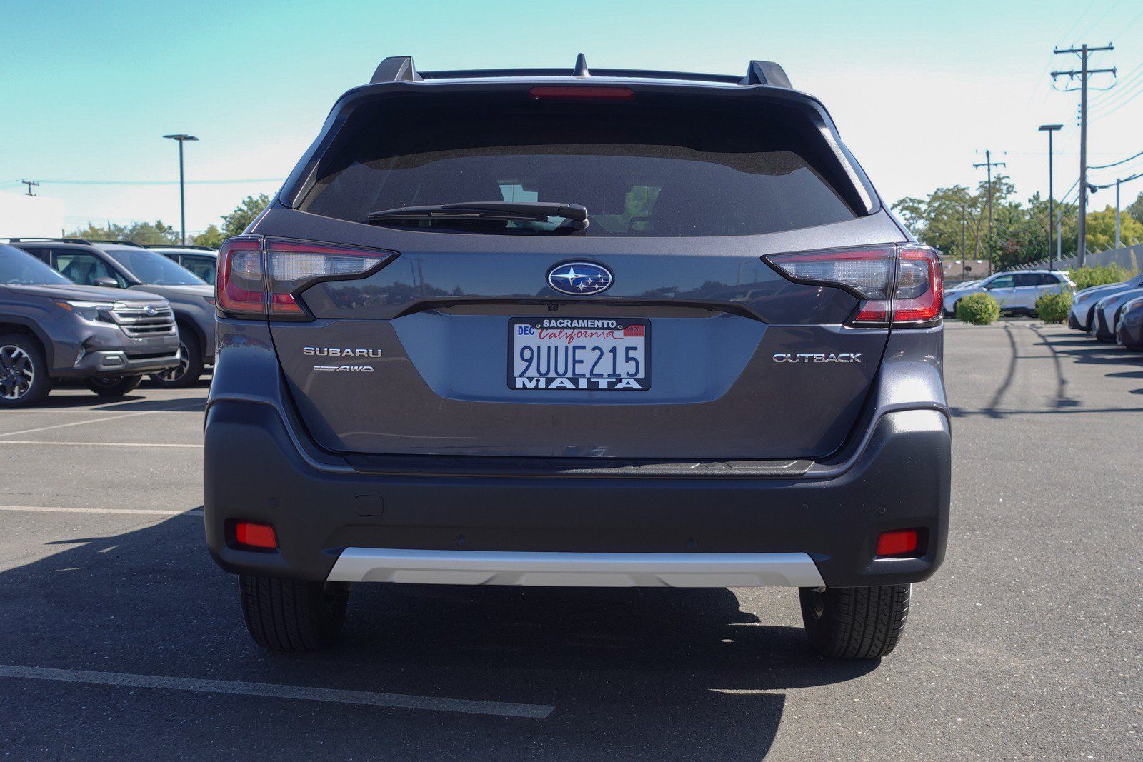 Certified 2025 Subaru Outback Limited AWD/4WD image 6